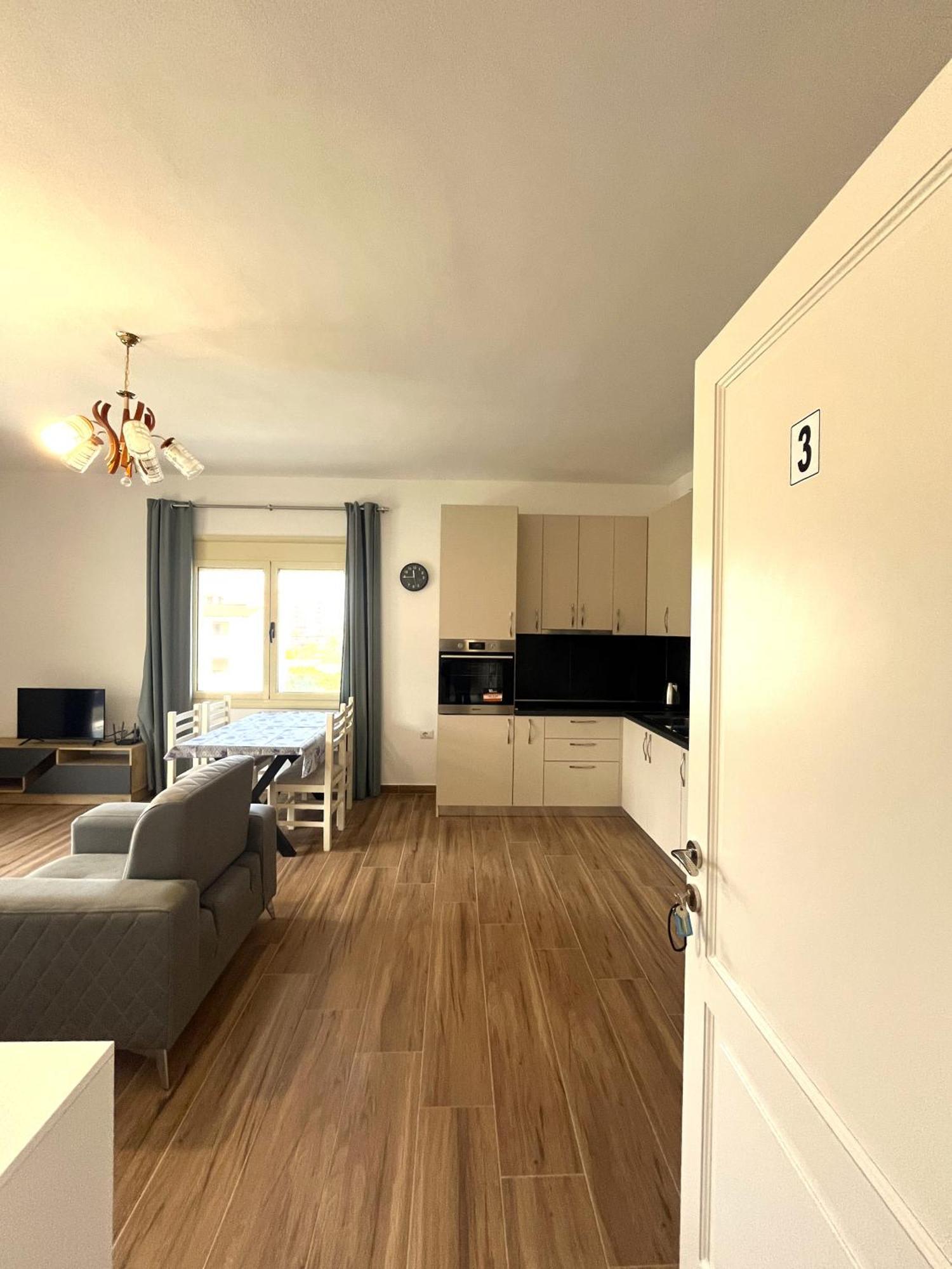 Vila 4 Stinet Vlorë エクステリア 写真